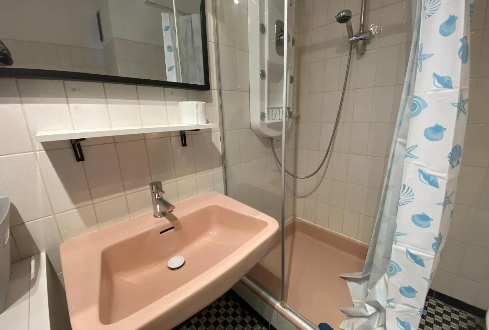 3-Zimmer-Wohnung Mit Terrasse Und 2 Schlafzimmern Nürnberg Apartman